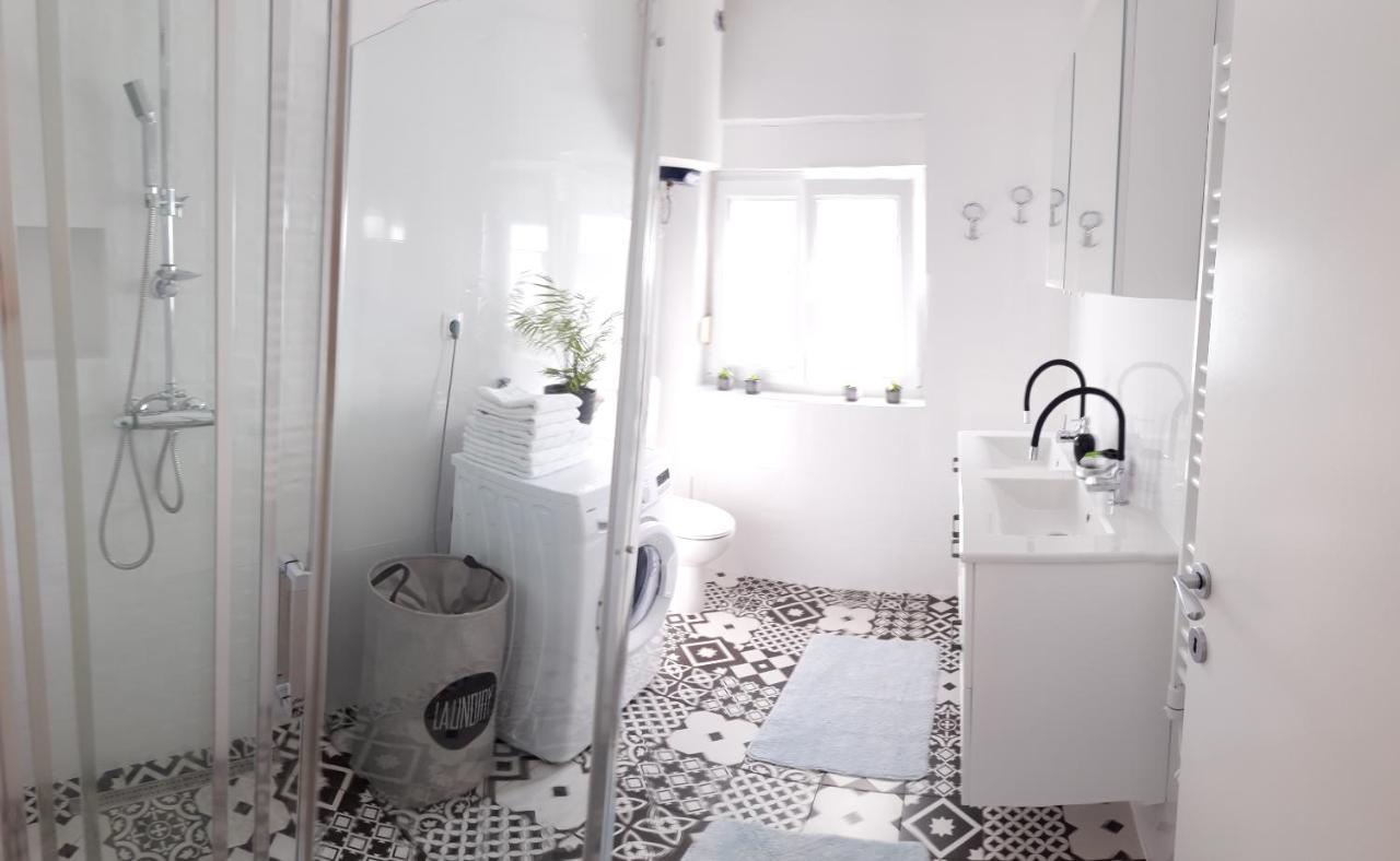 Lili Apartment In Zadar Pet Friendly, Free Parking Luaran gambar